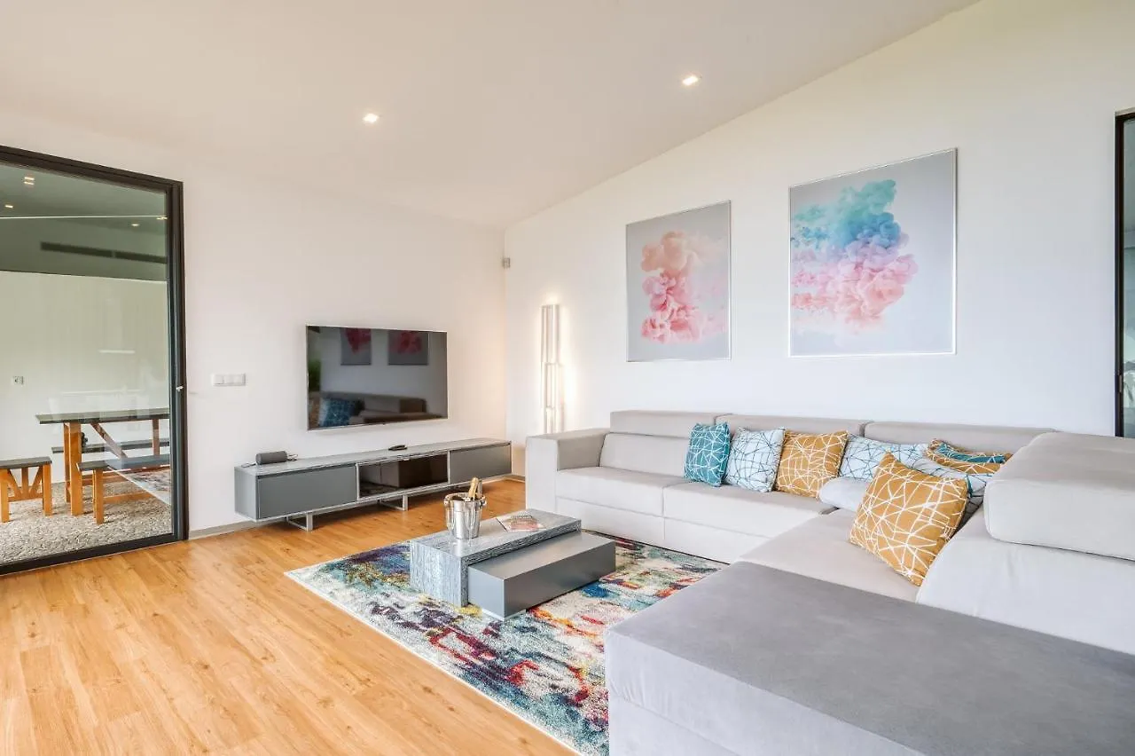 Vila Aguarelas With Pool By Stay Madeira Island Arco da Calheta  Portugal