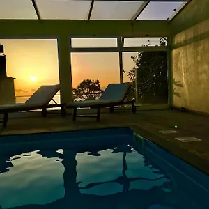 Casa Da Relva Com Piscina Aquecida Interna Appartamento