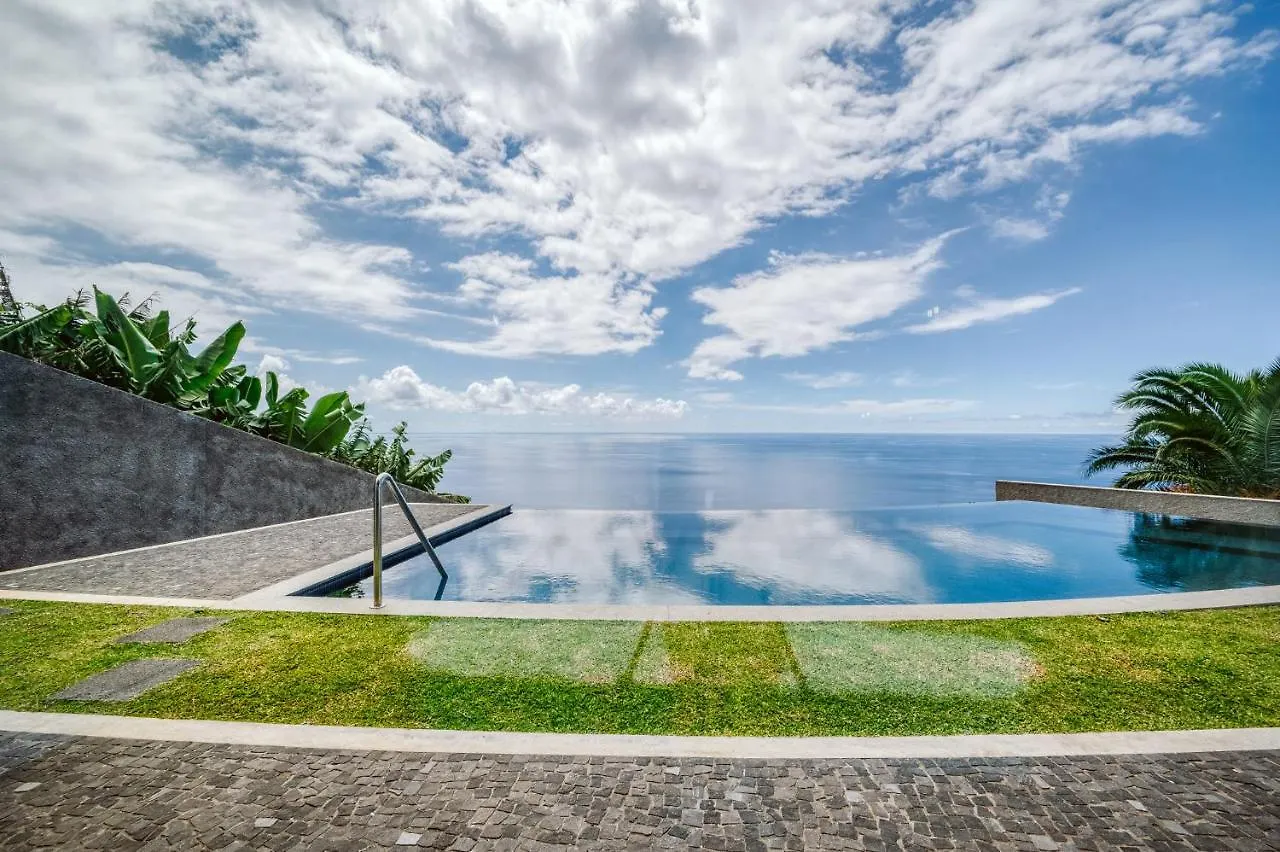 Villa Vila Aguarelas With Pool By Stay Madeira Island Arco da Calheta  Portugal