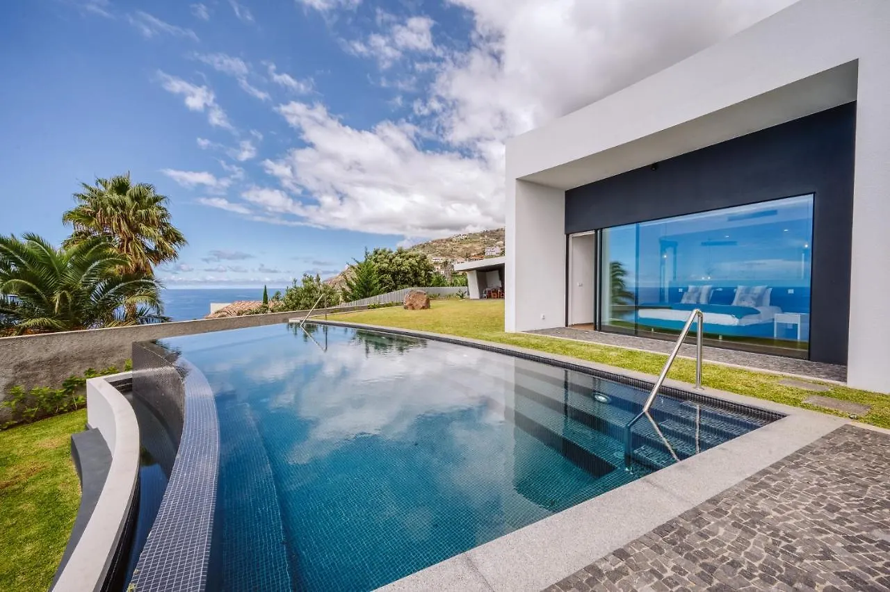 Villa Vila Aguarelas With Pool By Stay Madeira Island Arco da Calheta  Portugal